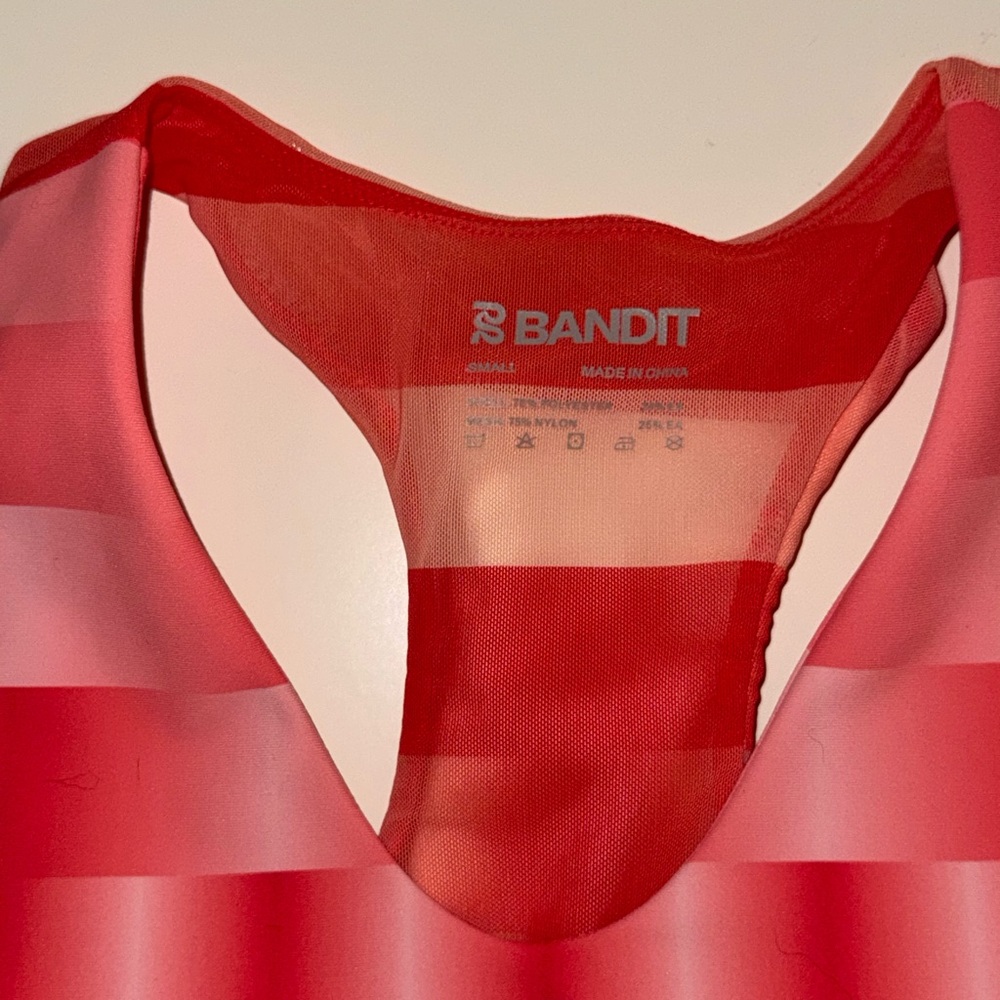 Bandit Red Gradient Racerback Crop Tank - Picture 4 of 11